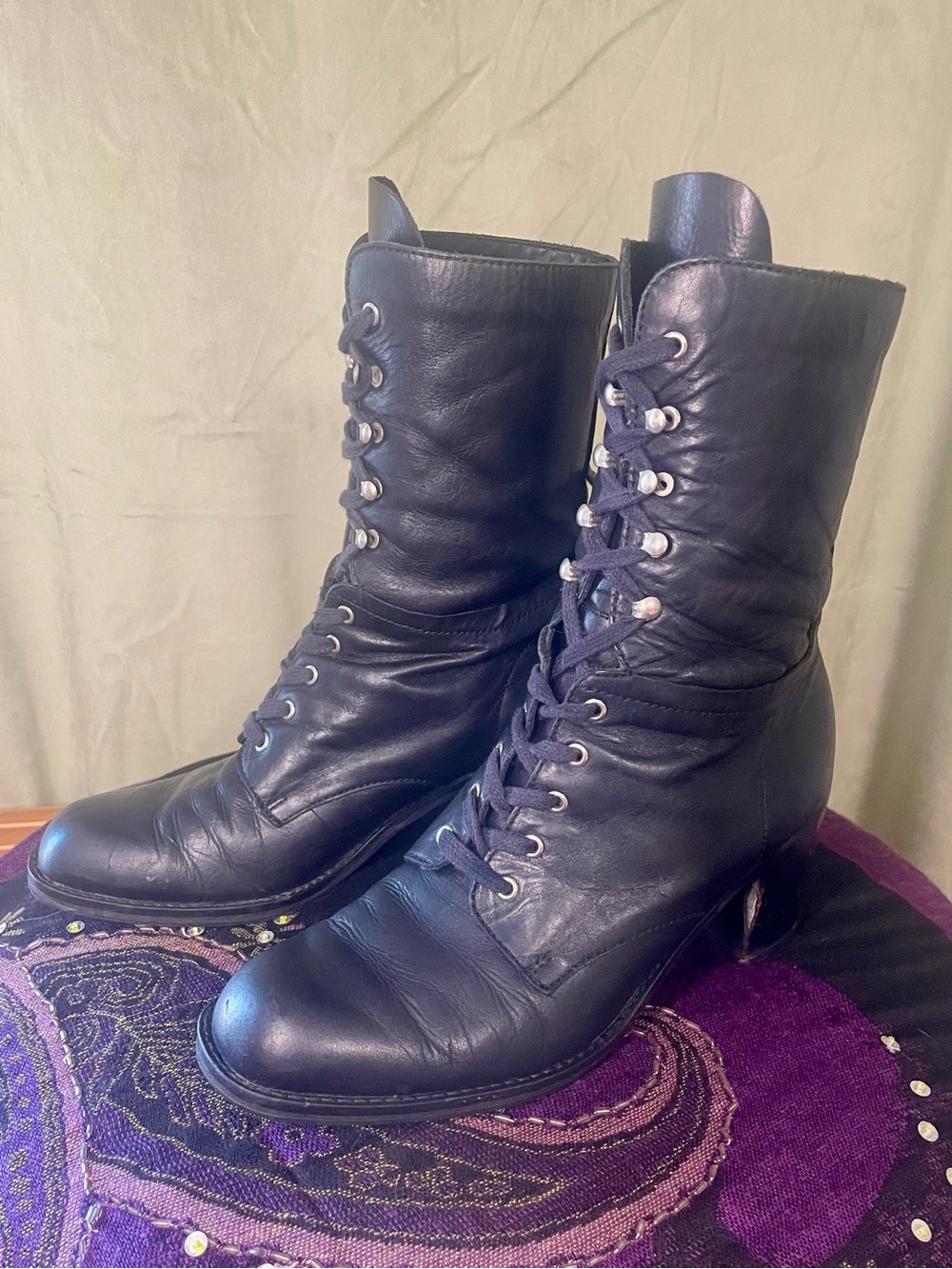 Nine West Black Lace-Up Leather Ankle Boots